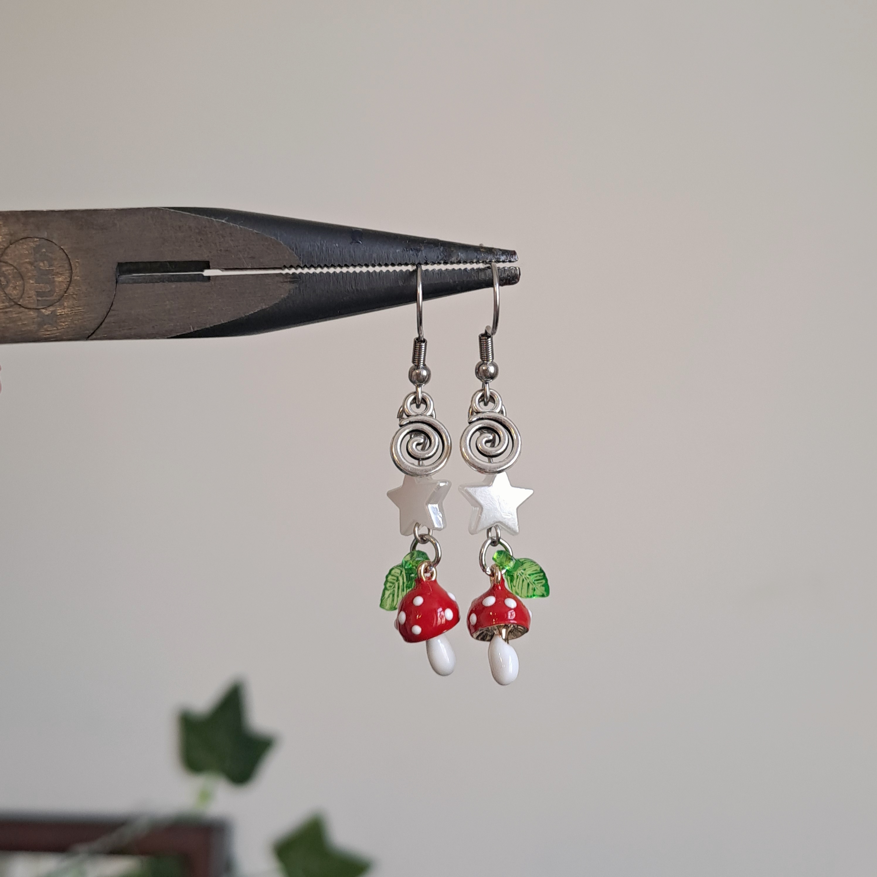 گوشواره قارچ و اسپیرال